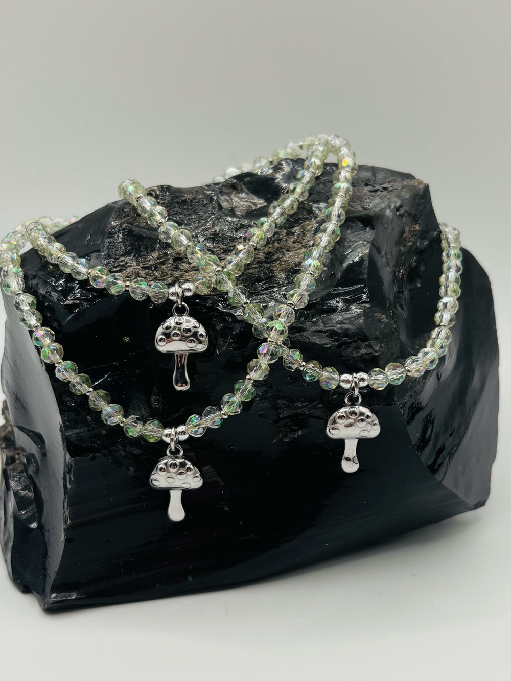 *ANKLET* S. Steel Mushroom & AB Spring Green Crystal Stretchy Anklet